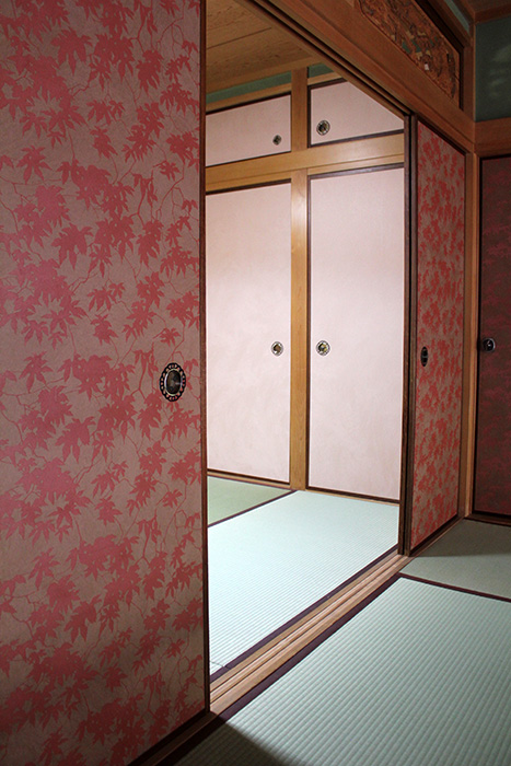 紅葉のからかみ襖