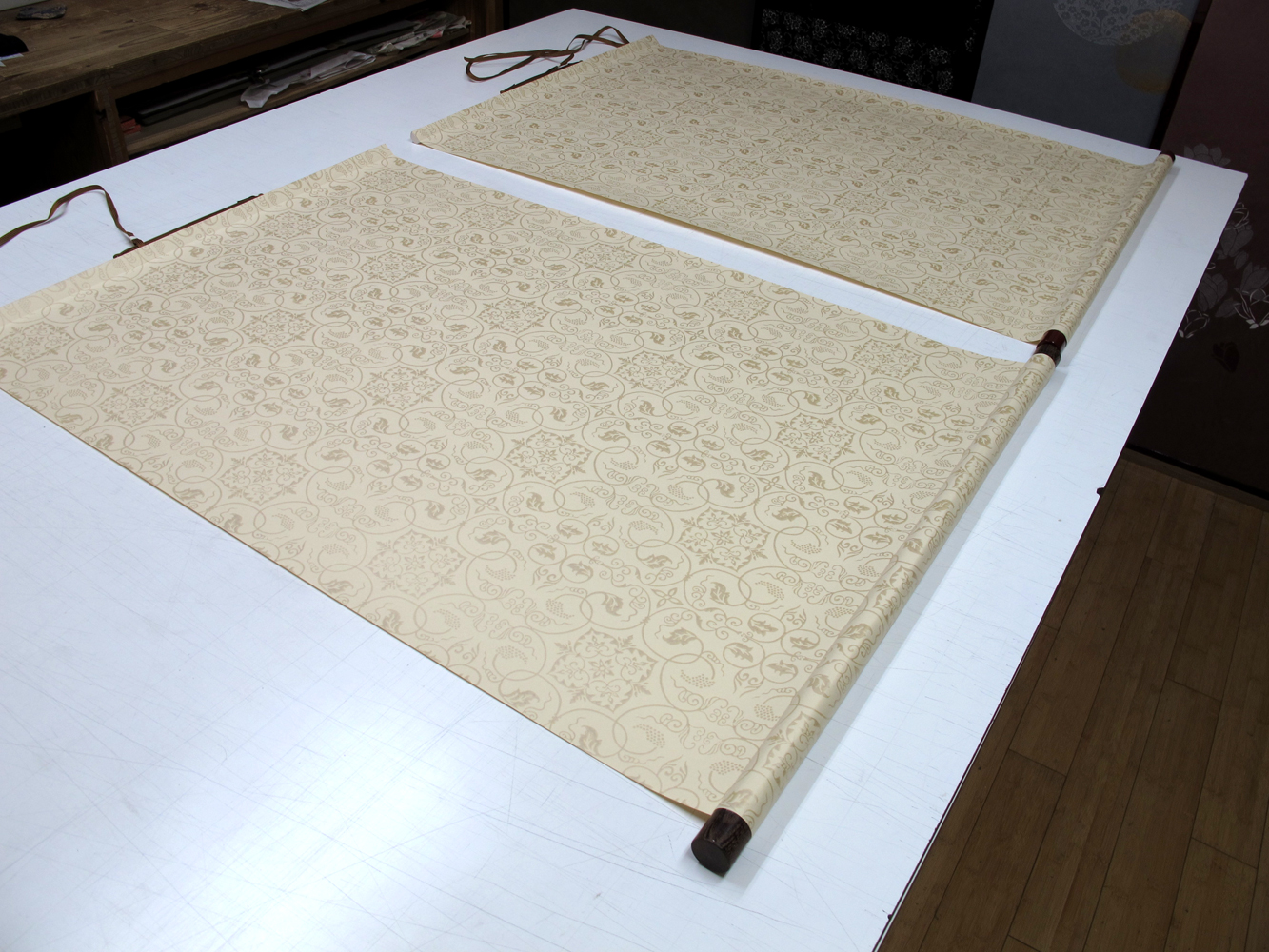 京からかみのタペストリー