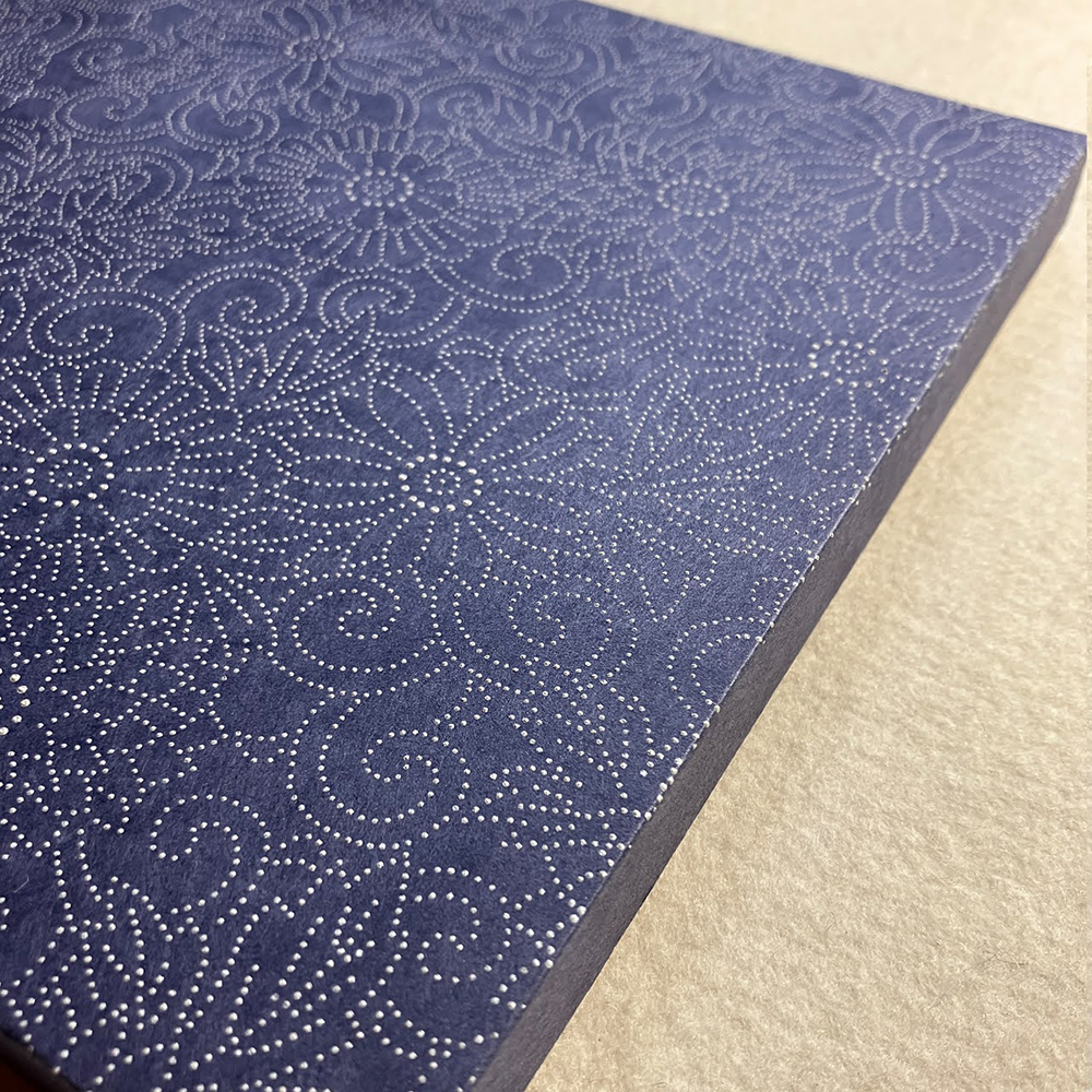 伊勢型紙・花唐草　斜め