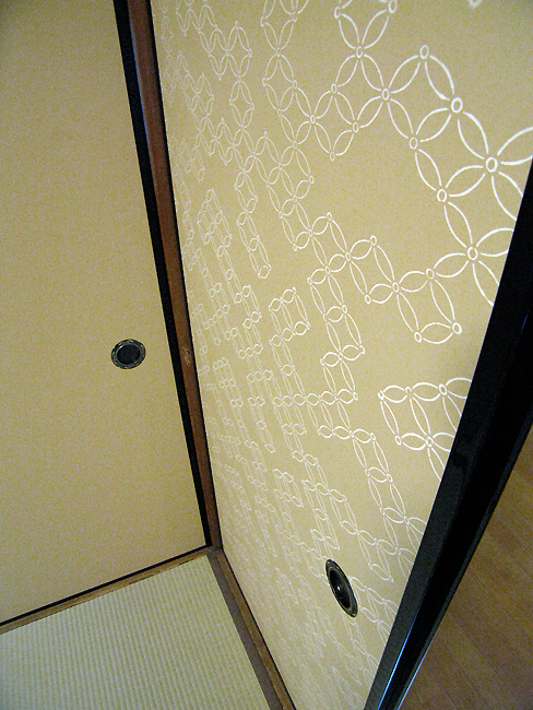 七宝柄のふすま