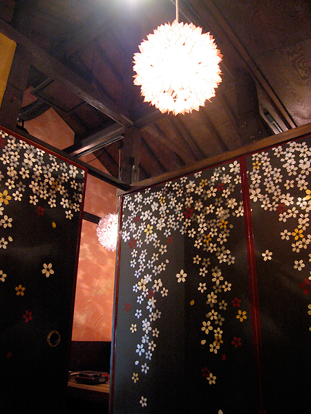 華やかな襖（ふすま）「爛漫」