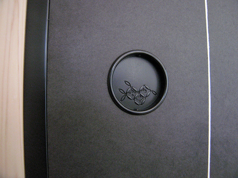 乱貼り襖と変形伊勢型紙の襖（ふすま