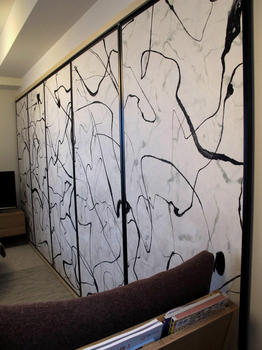 軽くて動かせる壁