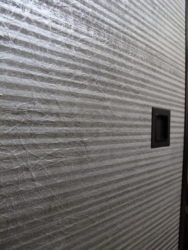 モダンな刷毛目の襖