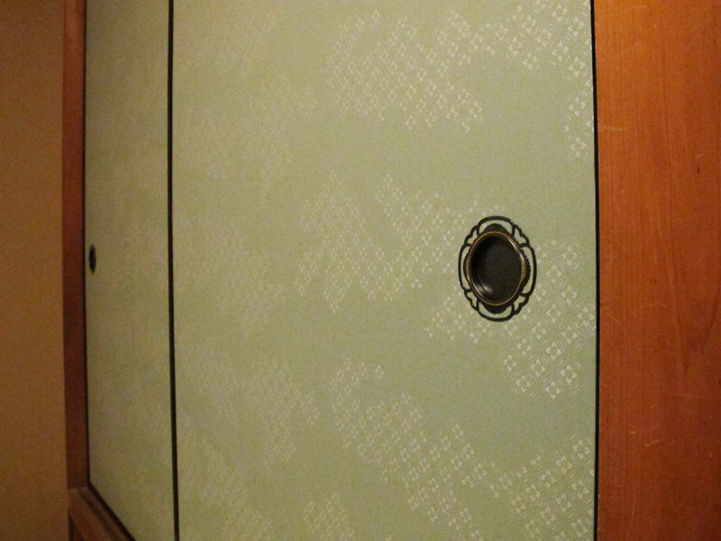 からかみ「雲七宝」のふすま