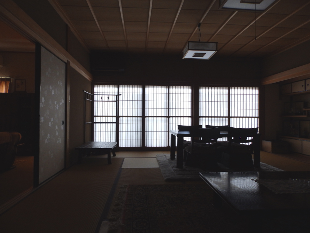 京からかみ「光悦桐」のふすま