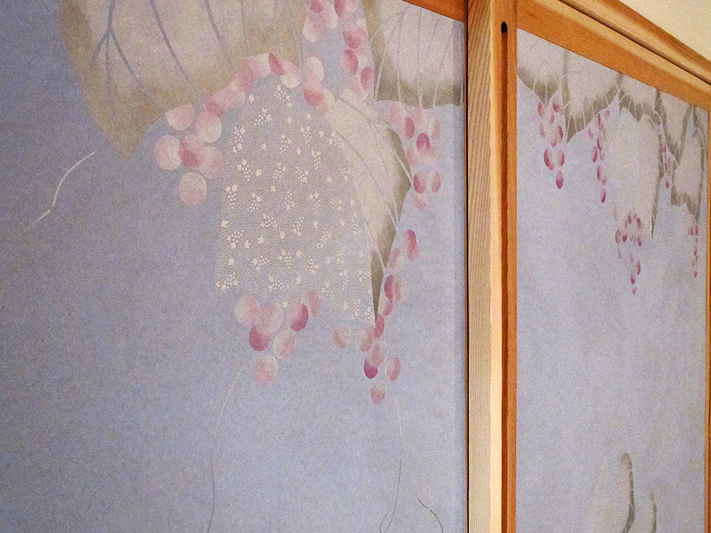 葡萄柄のふすまと爛漫柄のふすま・大阪市東淀川区
